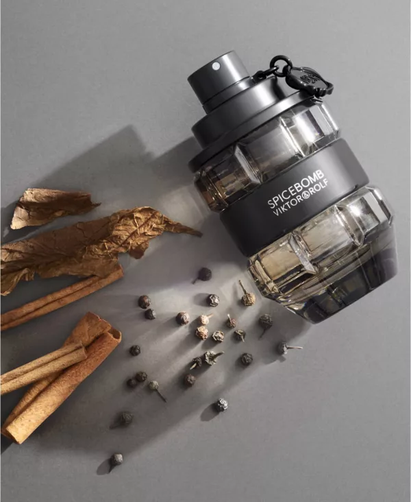 Viktor & Rolf Spicebomb Eau de Toilette Spray, 3.04-oz. - Image 3