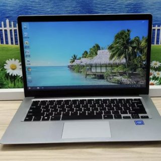 13.3" FHD 1920x1080 Intel