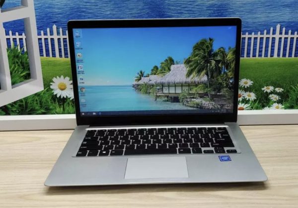 13.3" FHD 1920x1080 Intel